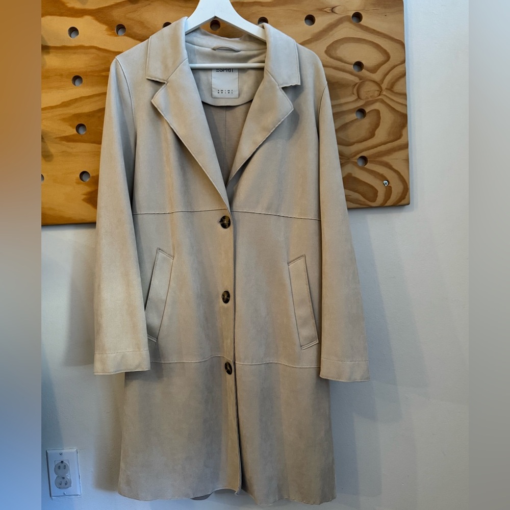 NWOT - Gorgeous Esprit Classic Tan Vest - Suede like
